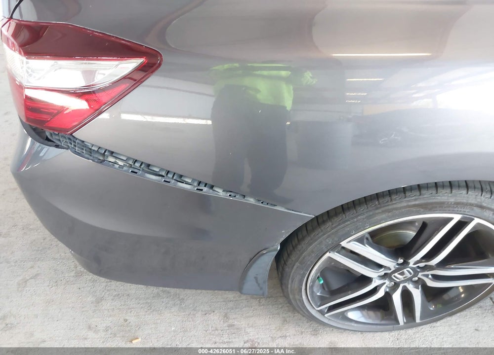 2016 HONDA ACCORD VIN: 1HGCR2F61GA157973