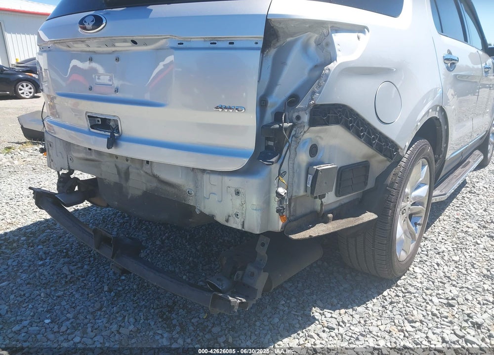 2015 FORD EXPLORER VIN: 1FM5K8D88FGA87592