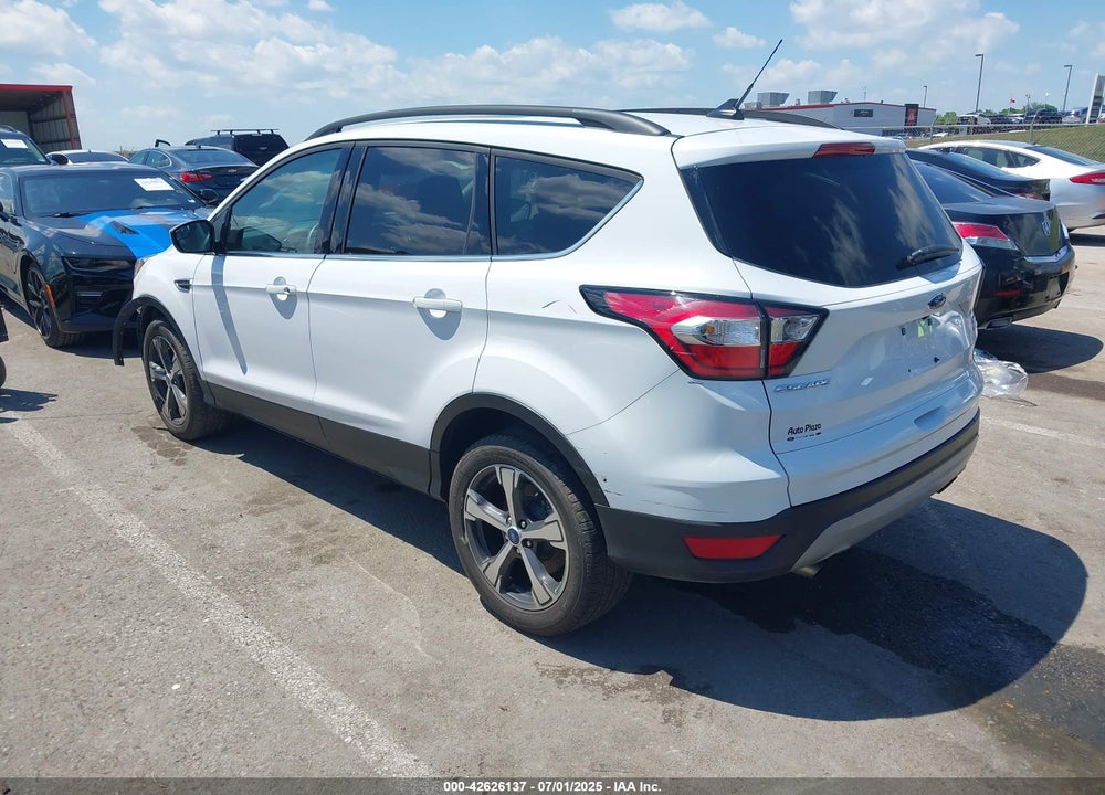 2018 FORD ESCAPE VIN: 1FMCU9HD8JUC07237