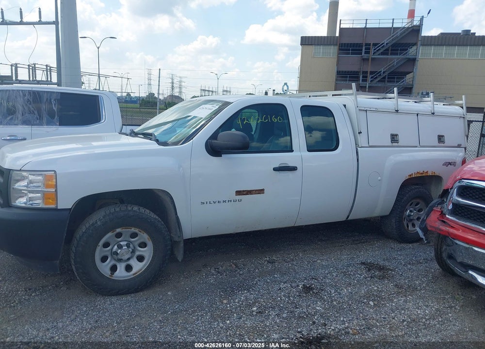 2013 CHEVROLET SILVERADO 1500 VIN: 1GCRKPE76DZ304127