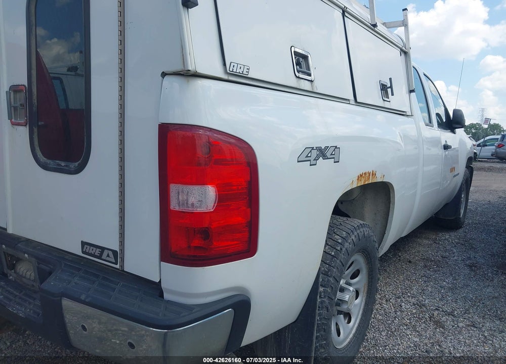 2013 CHEVROLET SILVERADO 1500 VIN: 1GCRKPE76DZ304127