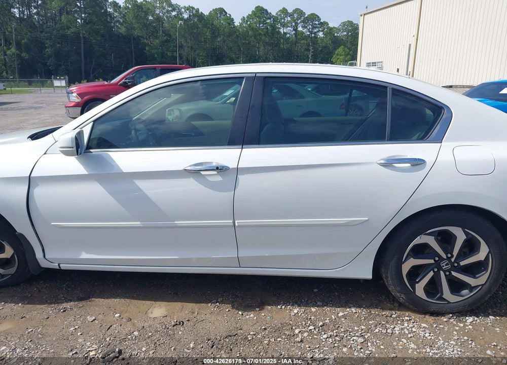 2016 HONDA ACCORD VIN: 1HGCR2F76GA027650
