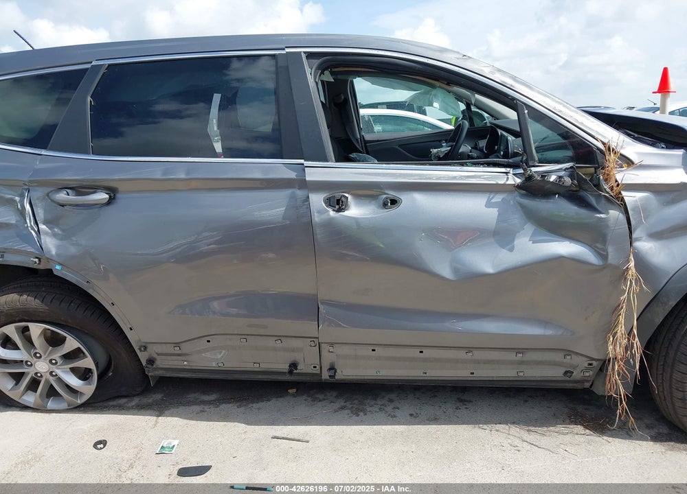2019 HYUNDAI SANTA FE VIN: 5NMS23AD2KH108936