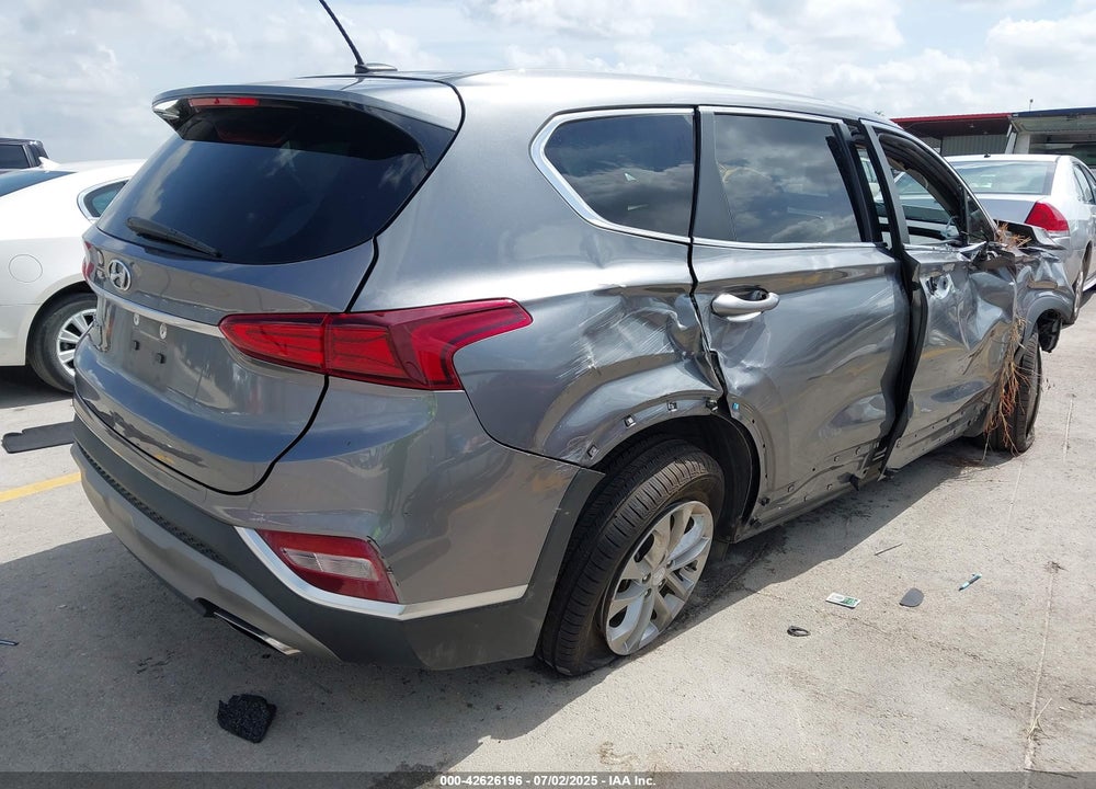 2019 HYUNDAI SANTA FE VIN: 5NMS23AD2KH108936