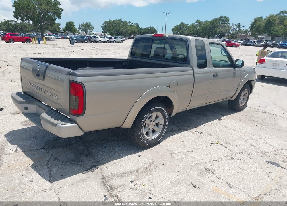 2004 NISSAN FRONTIER XE VIN: 1N6DD26T44C482220