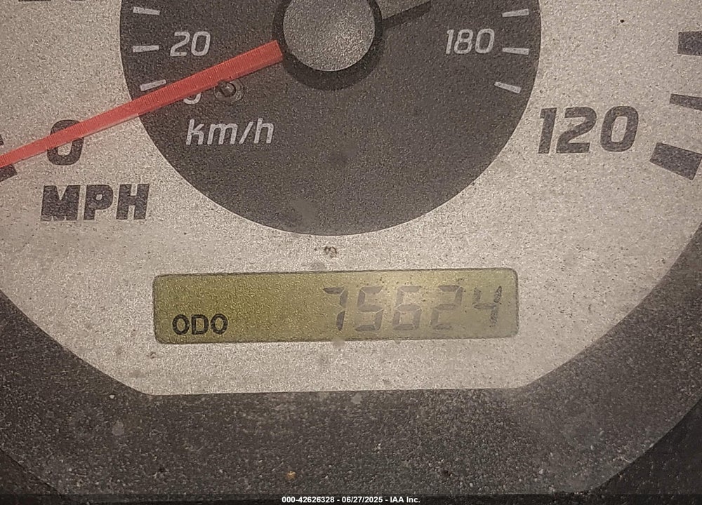 2004 NISSAN FRONTIER XE VIN: 1N6DD26T44C482220