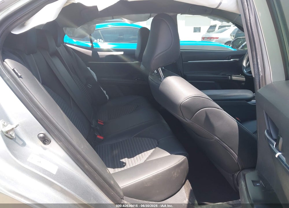 2019 TOYOTA CAMRY VIN: 4T1B11HK7KU775730