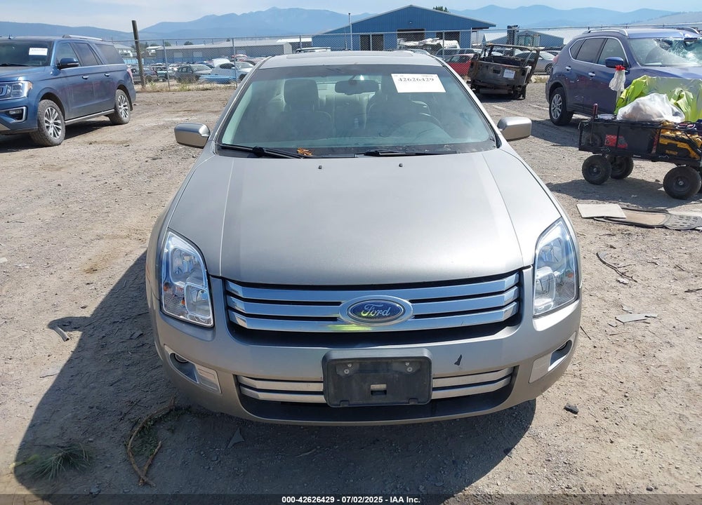 2008 FORD FUSION VIN: 3FAHP08108R124671