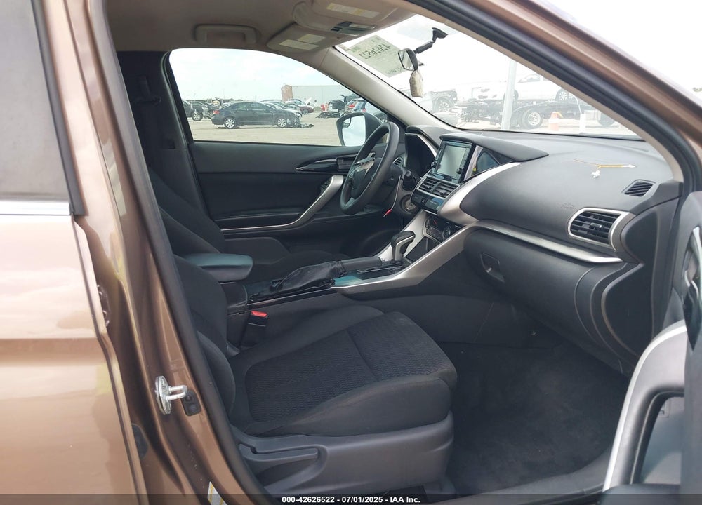 2020 MITSUBISHI ECLIPSE CROSS VIN: JA4AS3AA8LZ001737