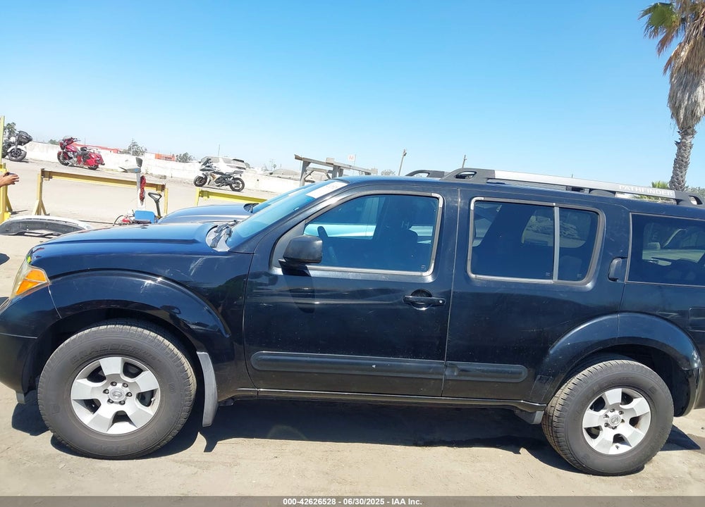 2005 NISSAN PATHFINDER XE VIN: 5N1AR18UX5C721693