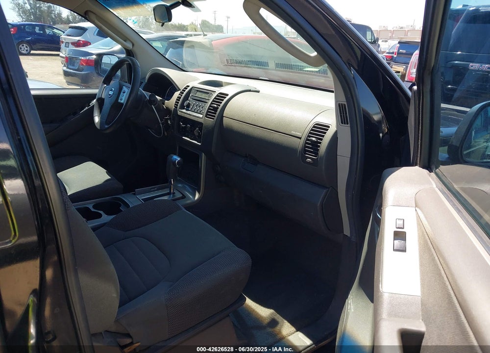 2005 NISSAN PATHFINDER XE VIN: 5N1AR18UX5C721693