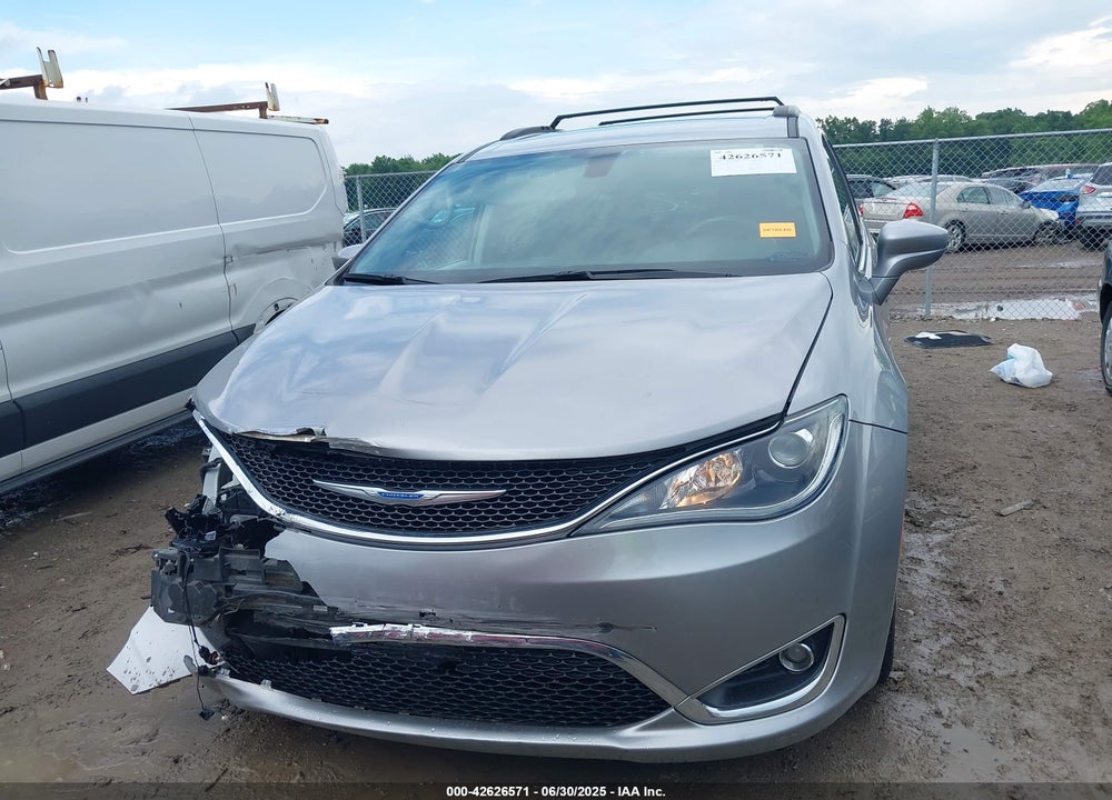 2017 CHRYSLER PACIFICA VIN: 2C4RC1BG1HR729432