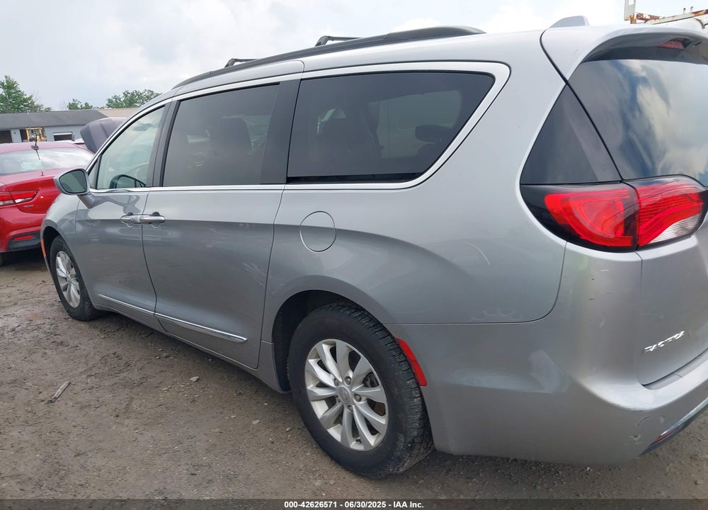 2017 CHRYSLER PACIFICA VIN: 2C4RC1BG1HR729432