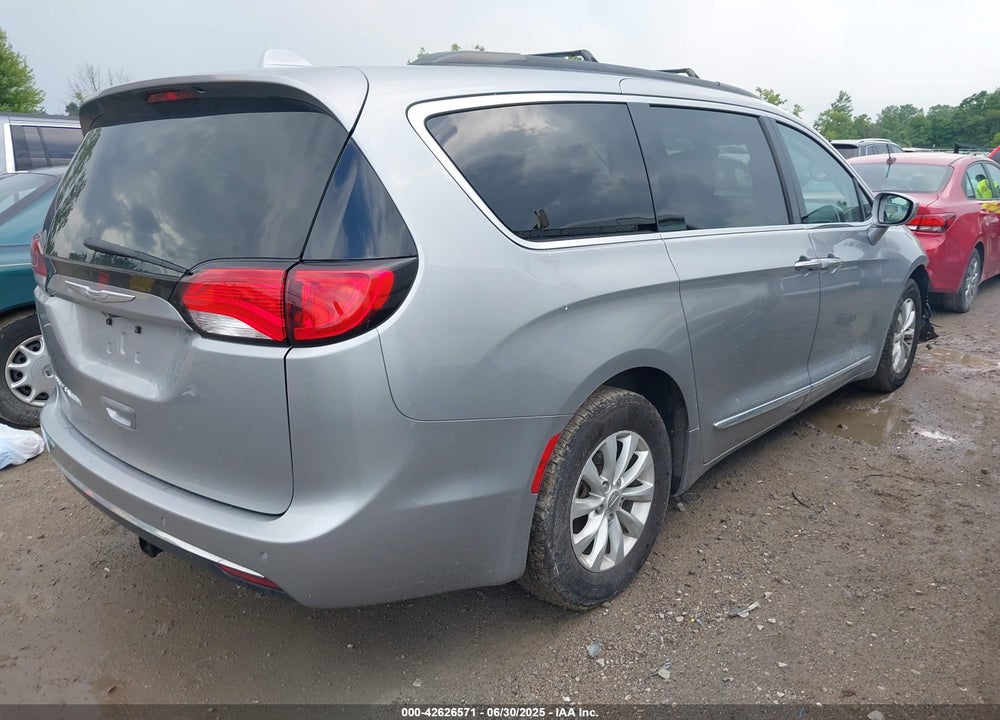 2017 CHRYSLER PACIFICA VIN: 2C4RC1BG1HR729432