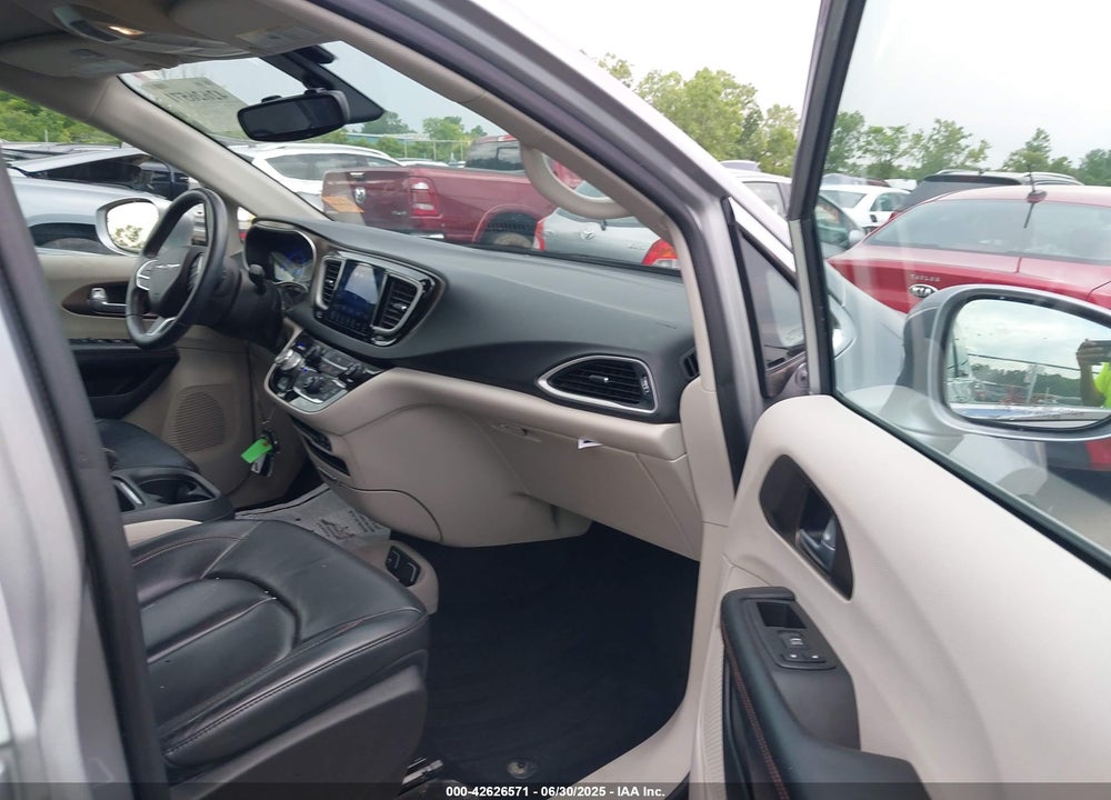 2017 CHRYSLER PACIFICA VIN: 2C4RC1BG1HR729432