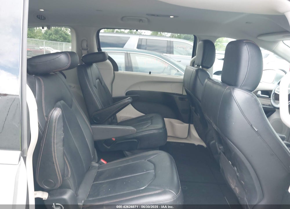 2017 CHRYSLER PACIFICA VIN: 2C4RC1BG1HR729432