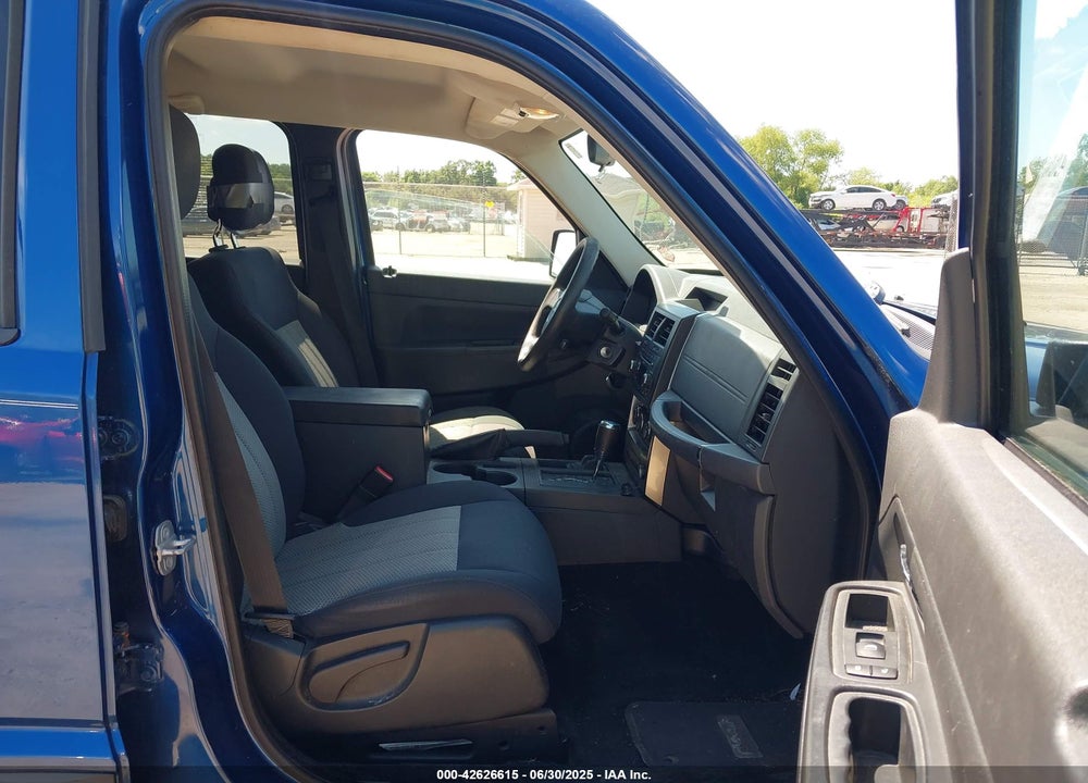 2010 JEEP LIBERTY VIN: 1J4PN2GK2AW109071