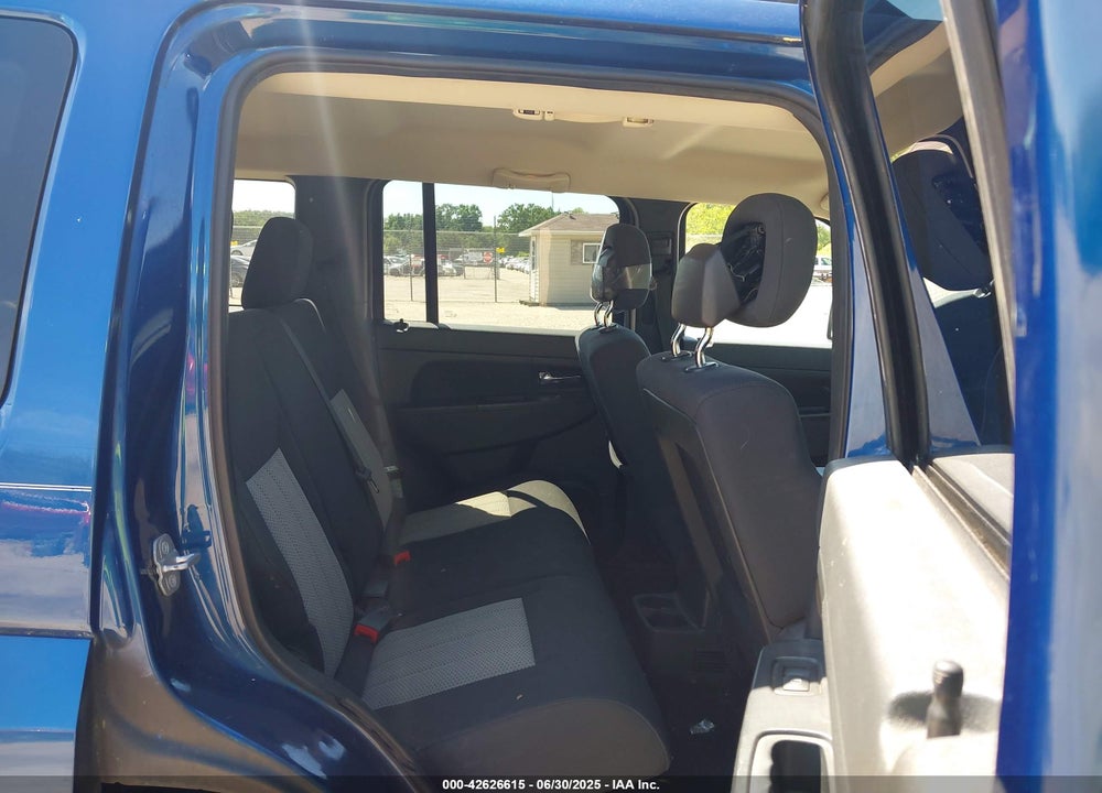 2010 JEEP LIBERTY VIN: 1J4PN2GK2AW109071