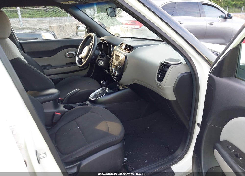 2014 KIA SOUL VIN: KNDJN2A21E7057727