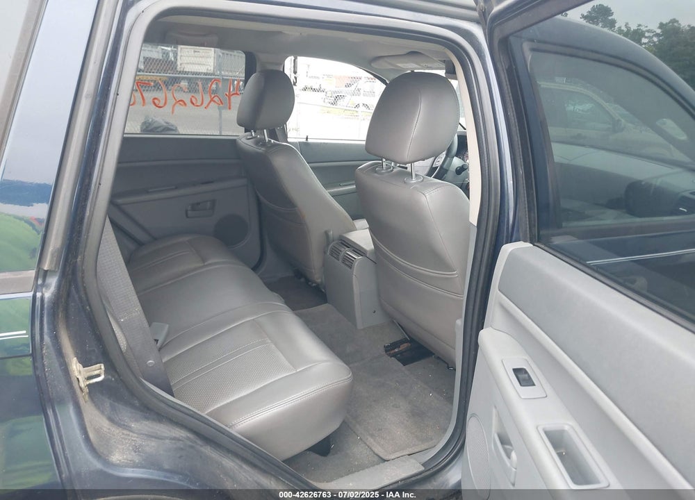 2005 JEEP GRAND CHEROKEE LAREDO VIN: 1J4GS48K65C717220