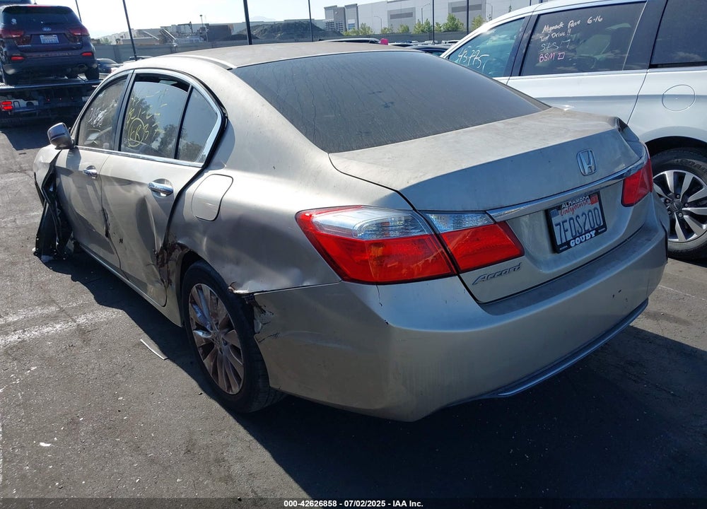 2014 HONDA ACCORD VIN: 1HGCR2F79EA182237