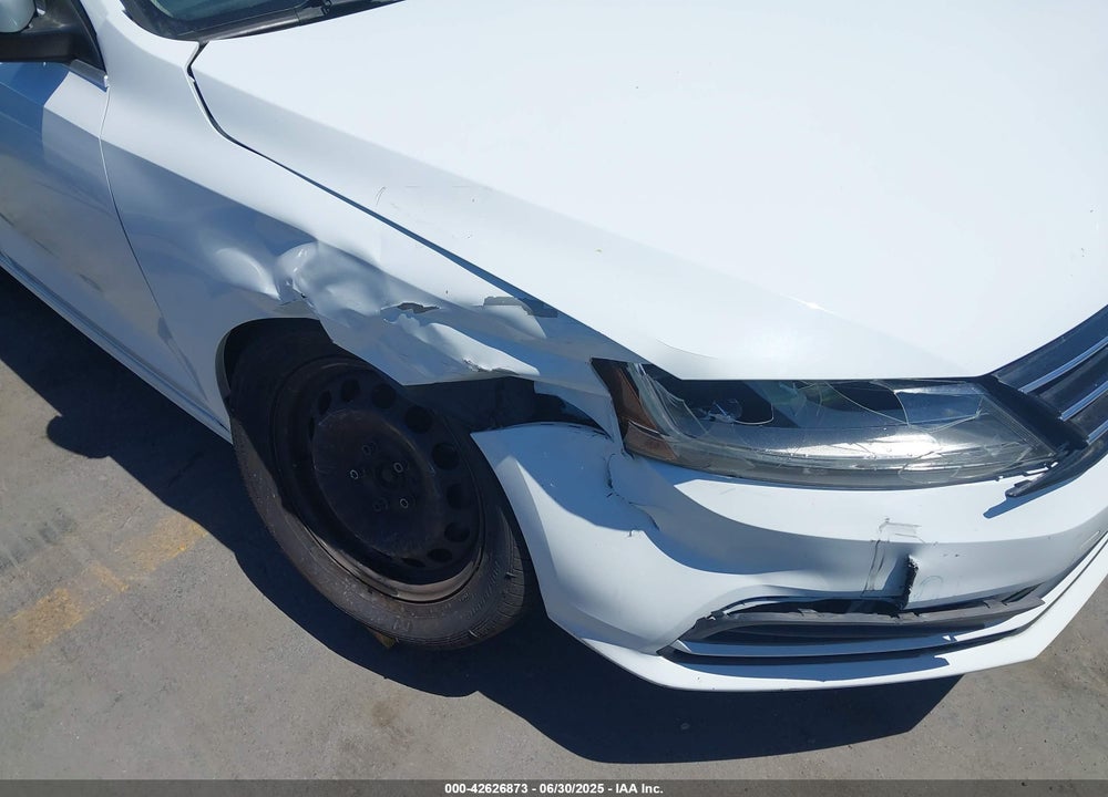 2017 VOLKSWAGEN JETTA VIN: 3VW2B7AJ0HM257054