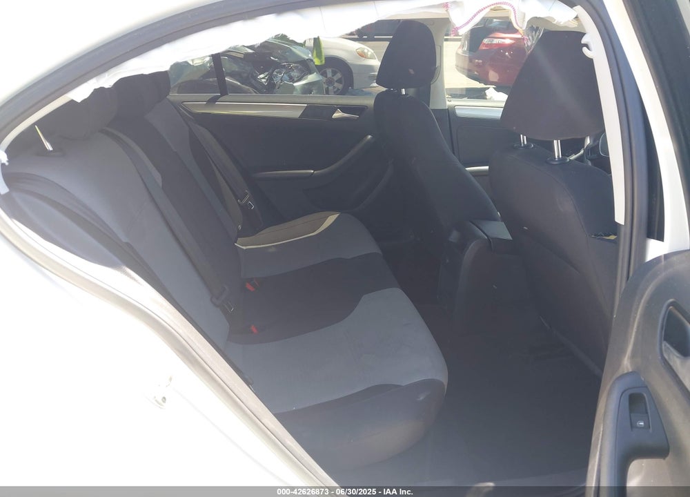 2017 VOLKSWAGEN JETTA VIN: 3VW2B7AJ0HM257054
