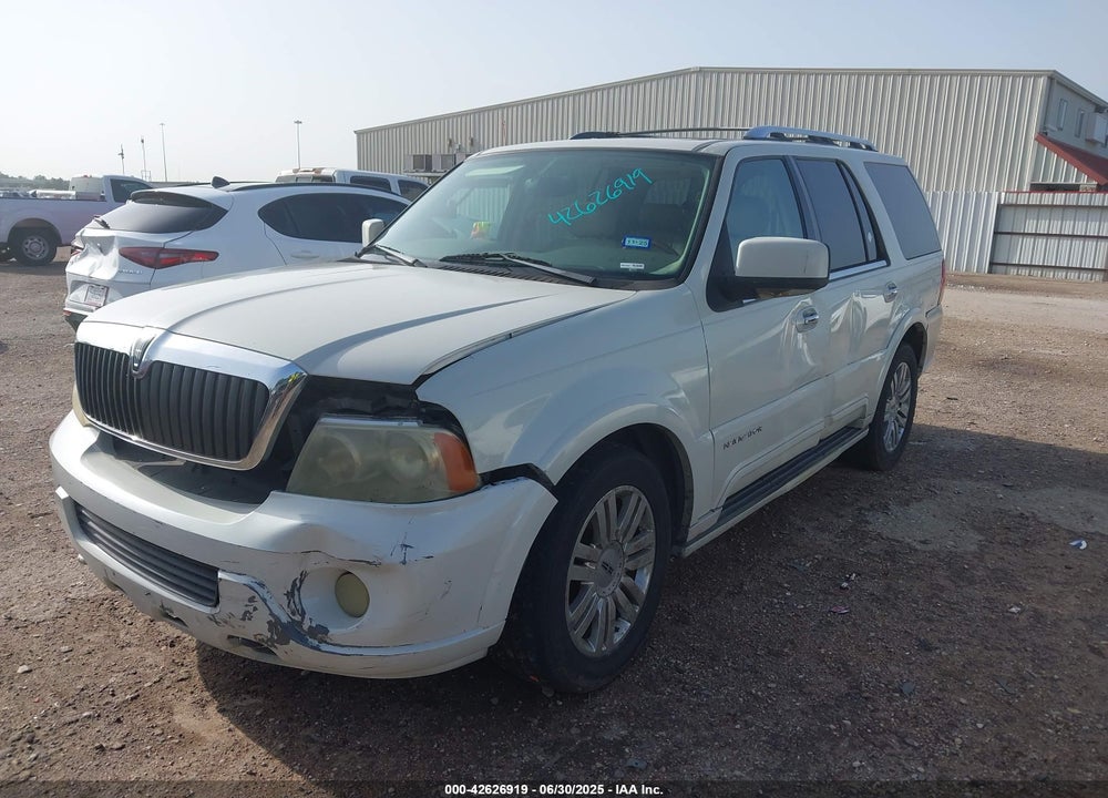 2004 LINCOLN NAVIGATOR VIN: 5LMFU27R84LJ41121