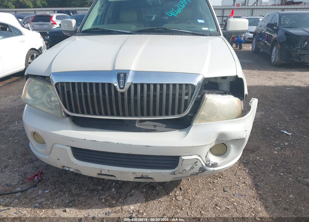 2004 LINCOLN NAVIGATOR VIN: 5LMFU27R84LJ41121