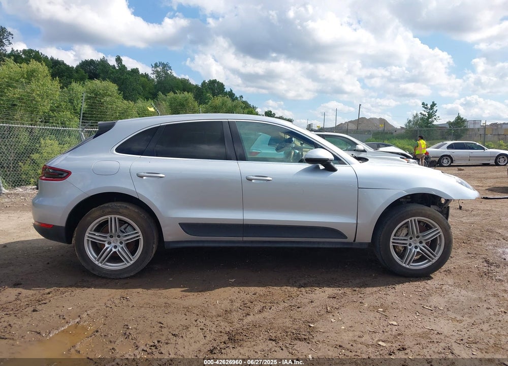 2015 PORSCHE MACAN VIN: WP1AB2A5XFLB59652