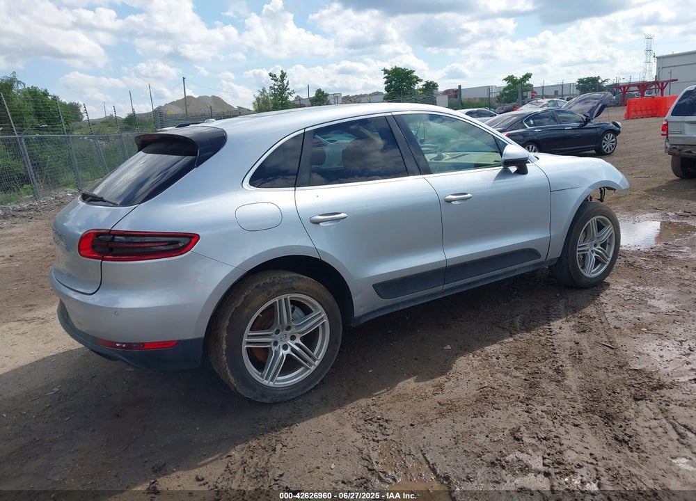 2015 PORSCHE MACAN VIN: WP1AB2A5XFLB59652