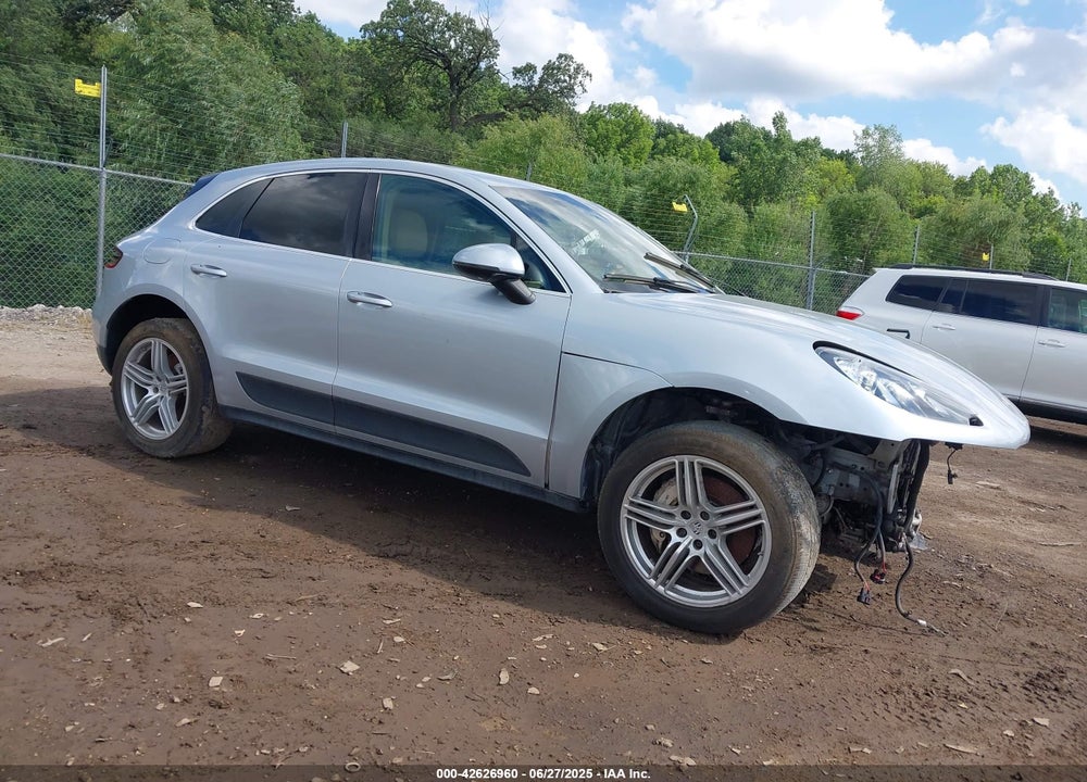 2015 PORSCHE MACAN VIN: WP1AB2A5XFLB59652
