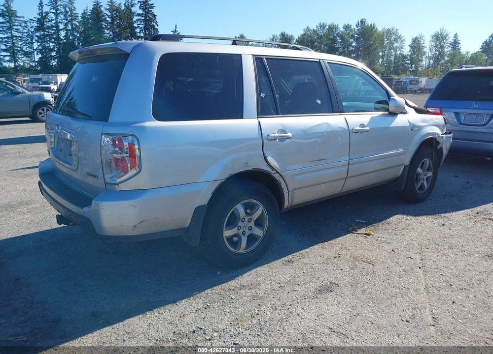 2008 HONDA PILOT VIN: 5FNYF18358B027763