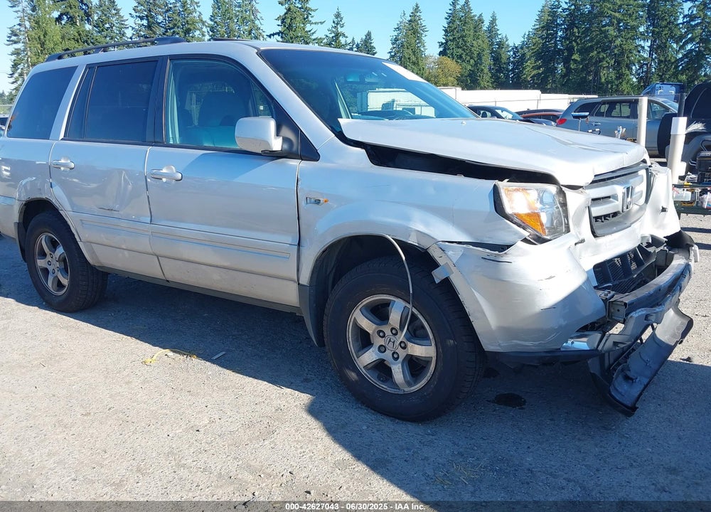 2008 HONDA PILOT VIN: 5FNYF18358B027763