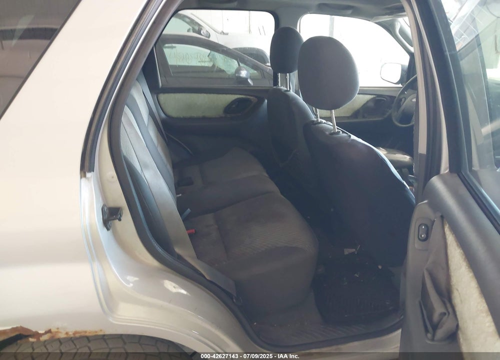 2003 FORD ESCAPE XLT VIN: 1FMYU93153KE17196