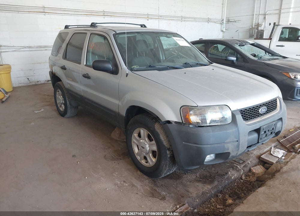 2003 FORD ESCAPE XLT VIN: 1FMYU93153KE17196