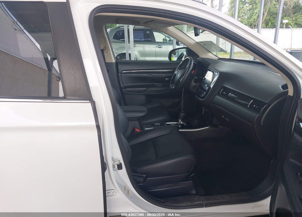 2017 MITSUBISHI OUTLANDER SEL VIN: JA4AZ3A38HZ049159