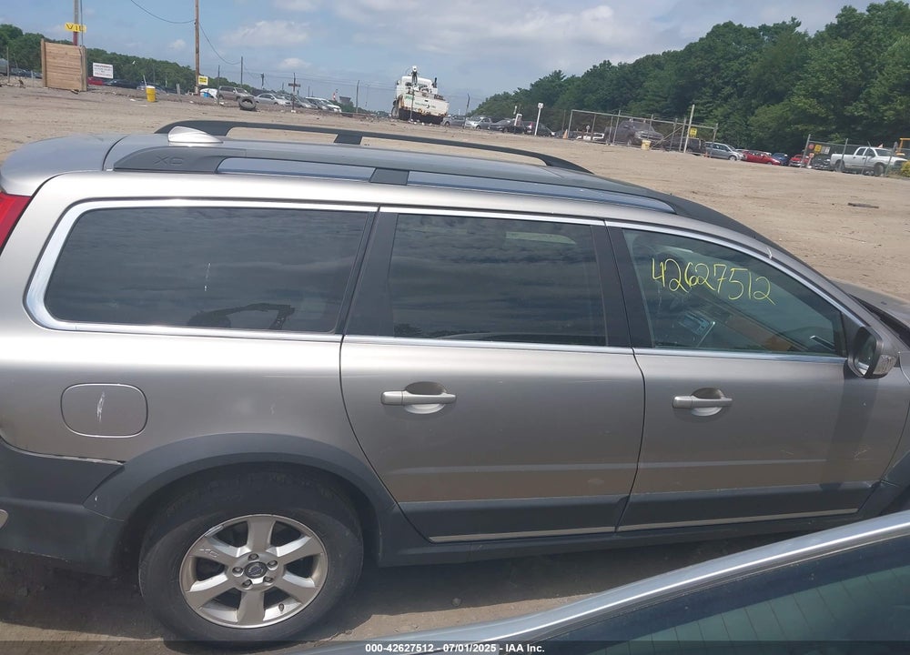 2011 VOLVO XC70 VIN: YV4940BZ7B1096601