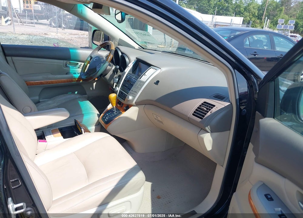 2005 LEXUS RX 330 VIN: 2T2HA31U95C066204
