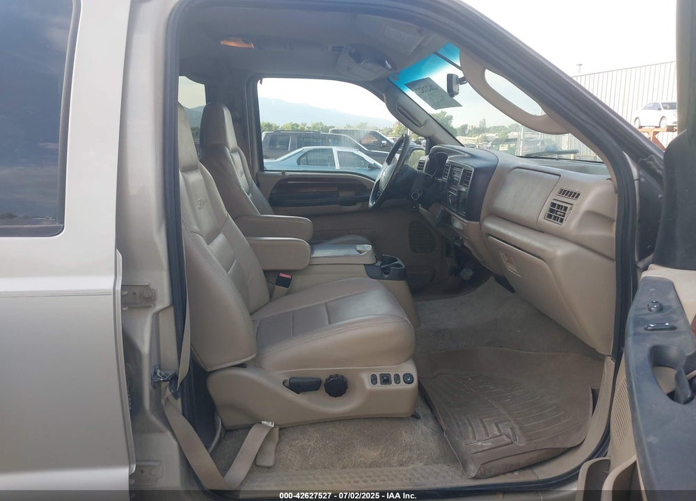 2005 FORD EXCURSION LIMITED VIN: 1FMNU43S05ED45873