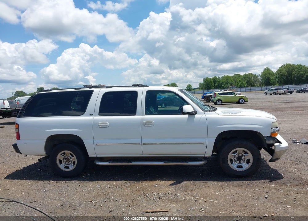 2002 CHEVROLET SUBURBAN 1500 VIN: 1GNEC16Z02J219490