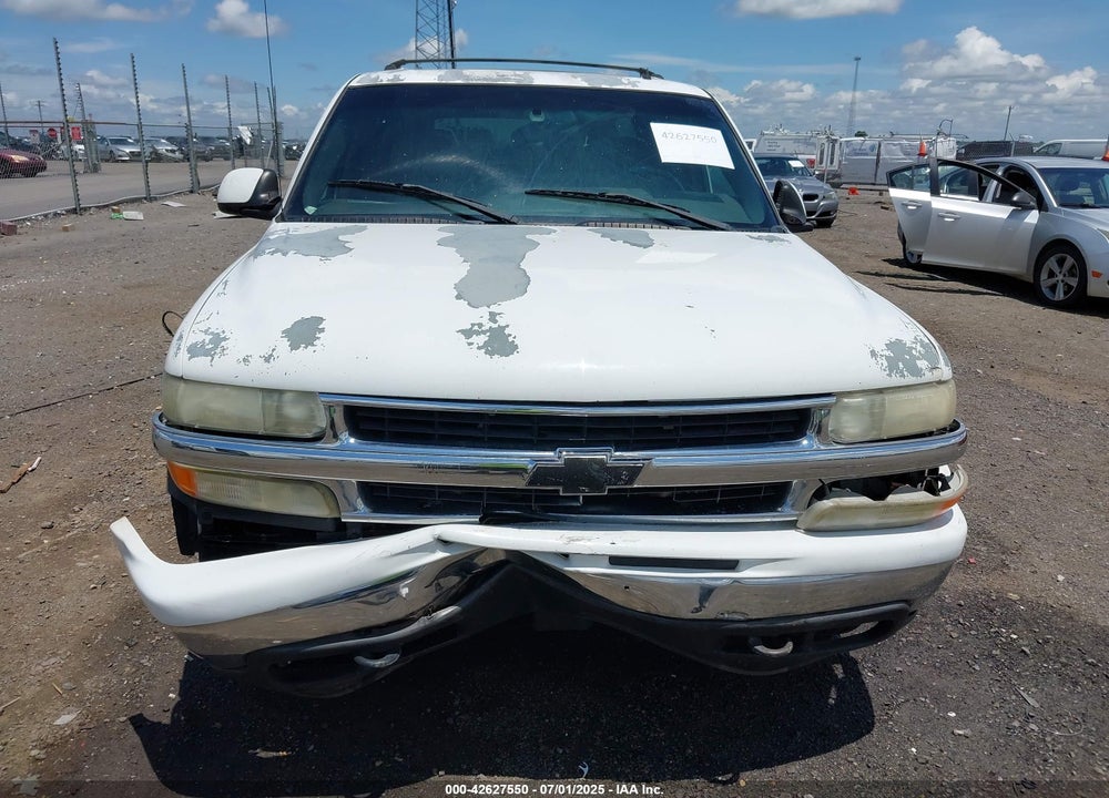2002 CHEVROLET SUBURBAN 1500 VIN: 1GNEC16Z02J219490