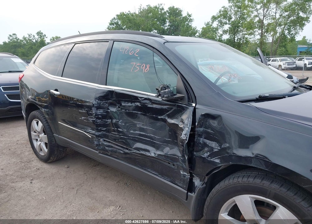 2011 CHEVROLET TRAVERSE VIN: 1GNKRLED7BJ348104