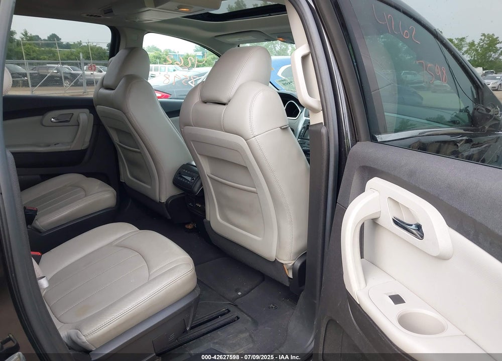 2011 CHEVROLET TRAVERSE VIN: 1GNKRLED7BJ348104