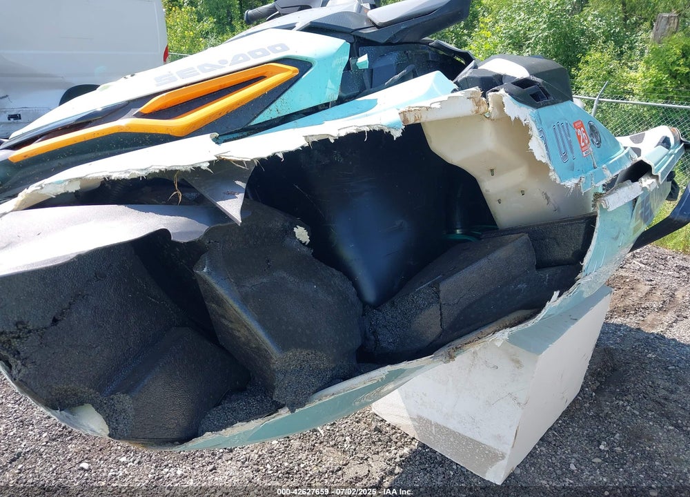 2023 SEADOO OTHER VIN: YDV44551L223