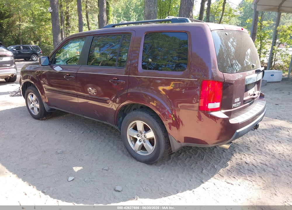2011 HONDA PILOT VIN: 5FNYF4H58BB066082