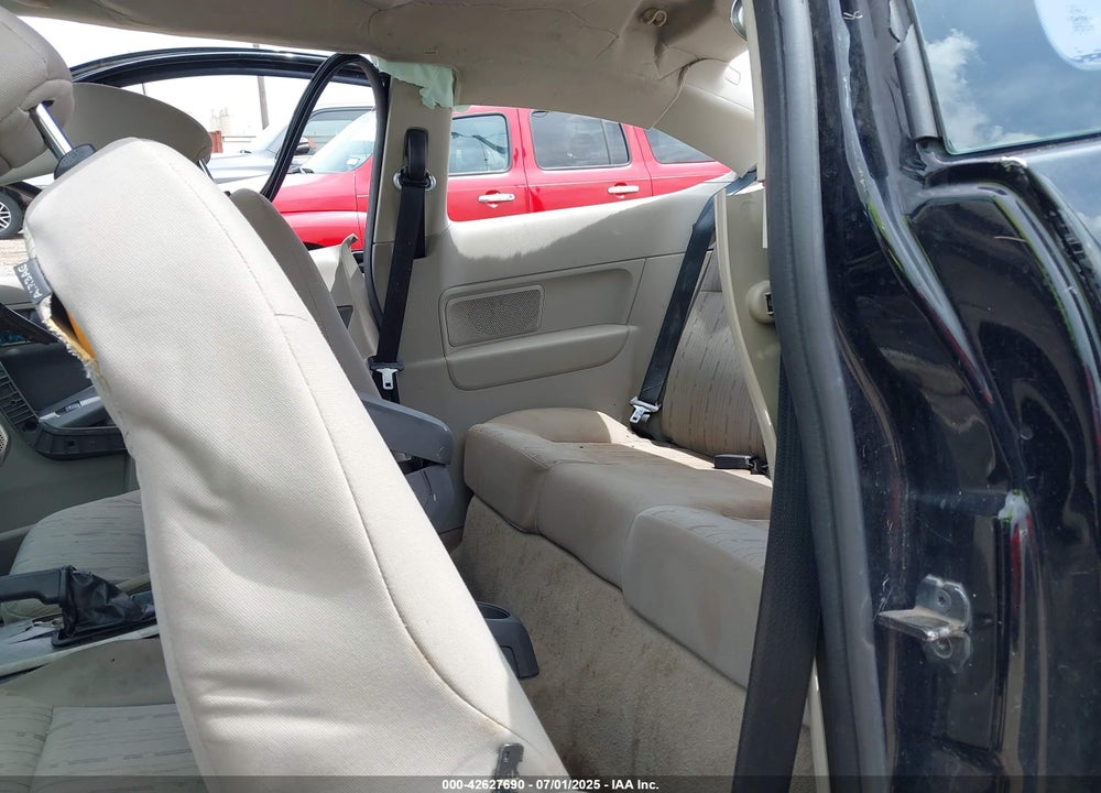 2008 FORD FOCUS VIN: 1FAHP33N58W145038