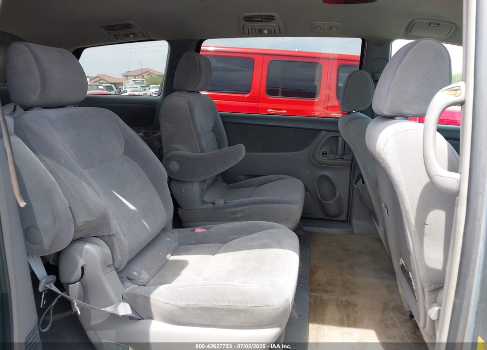 2005 TOYOTA SIENNA LE VIN: 5TDZA23C25S336789