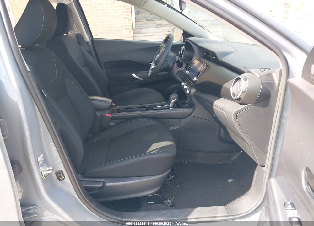 2024 NISSAN KICKS VIN: 3N1CP5CVXRL495517