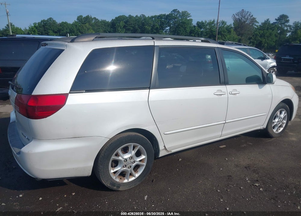 2005 TOYOTA SIENNA XLE VIN: 5TDZA22C45S335452
